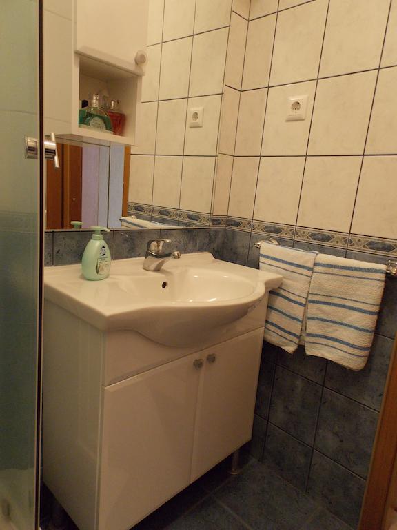 And Jasna Guest house Hvar Town